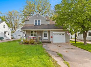 130 Law St, Neenah, WI 54956
