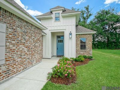 5166 Black River Rd, Darrow, LA, 70725