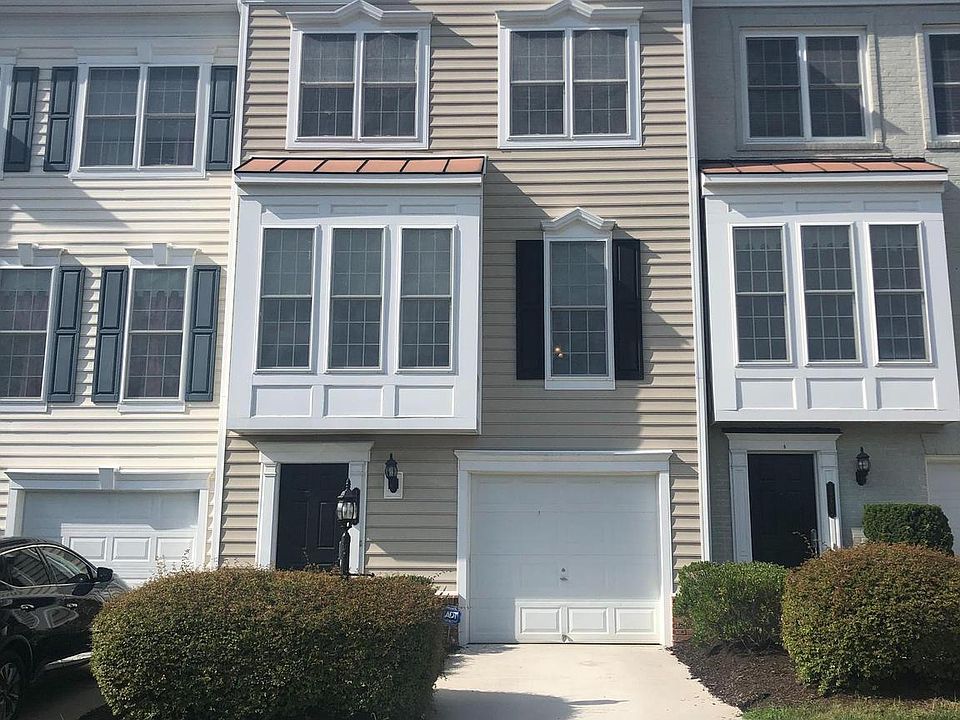 1st image of 14604 Robin Glen Way