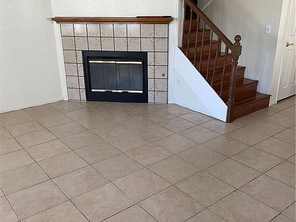 4th image of 14748 Pioneer Blvd