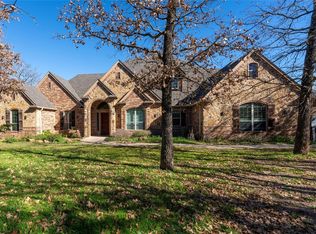 820 Farris Rd, Burleson, TX 76028
