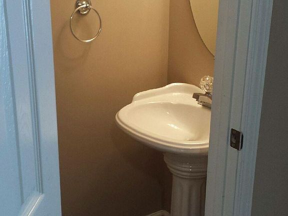 3rd image of 323 S 7th St APT A