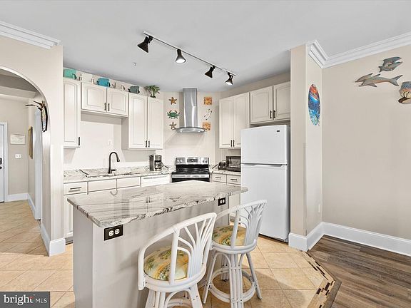 5th image of 105 56th St #205-P1