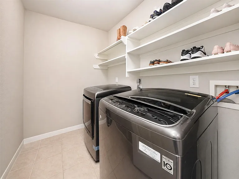 17435 S Summit Canyon Dr — Photo 29