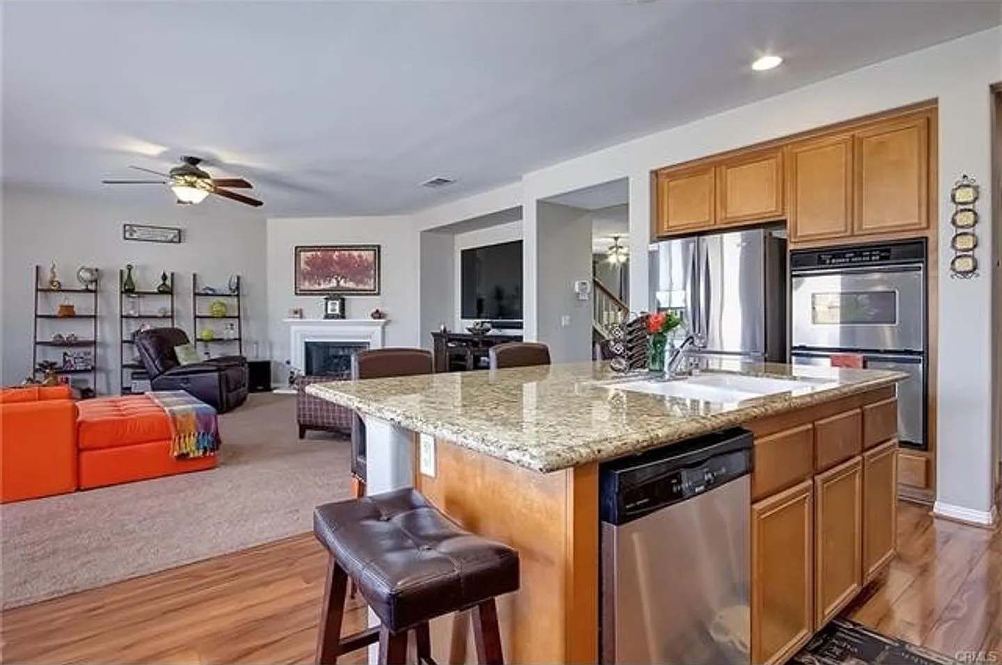 5 Bed 3 Full Bath Corona Pool House — Photo 2