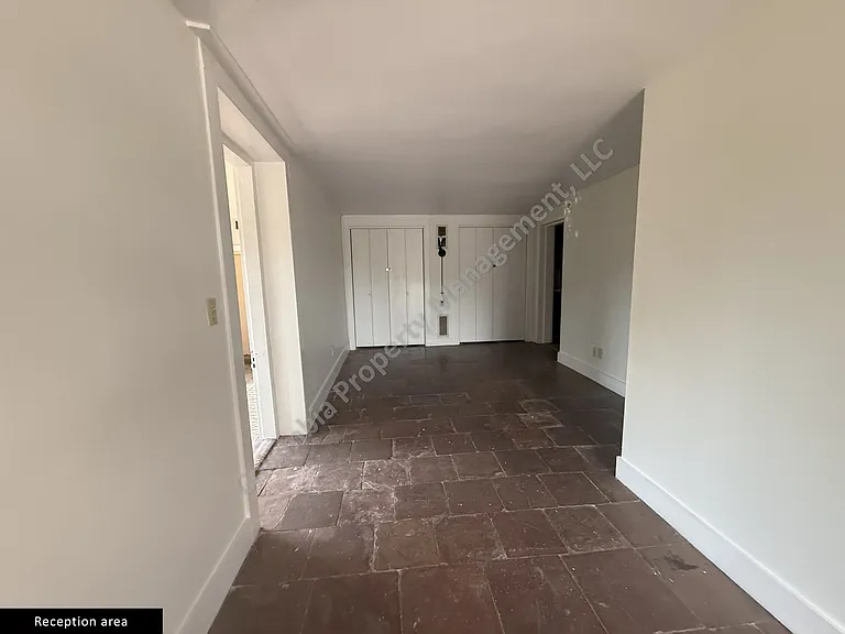 1620 Bull St — Photo 12