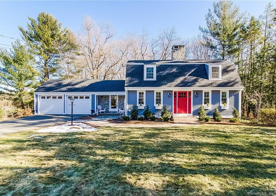1st image of 74 Marilyn Dr