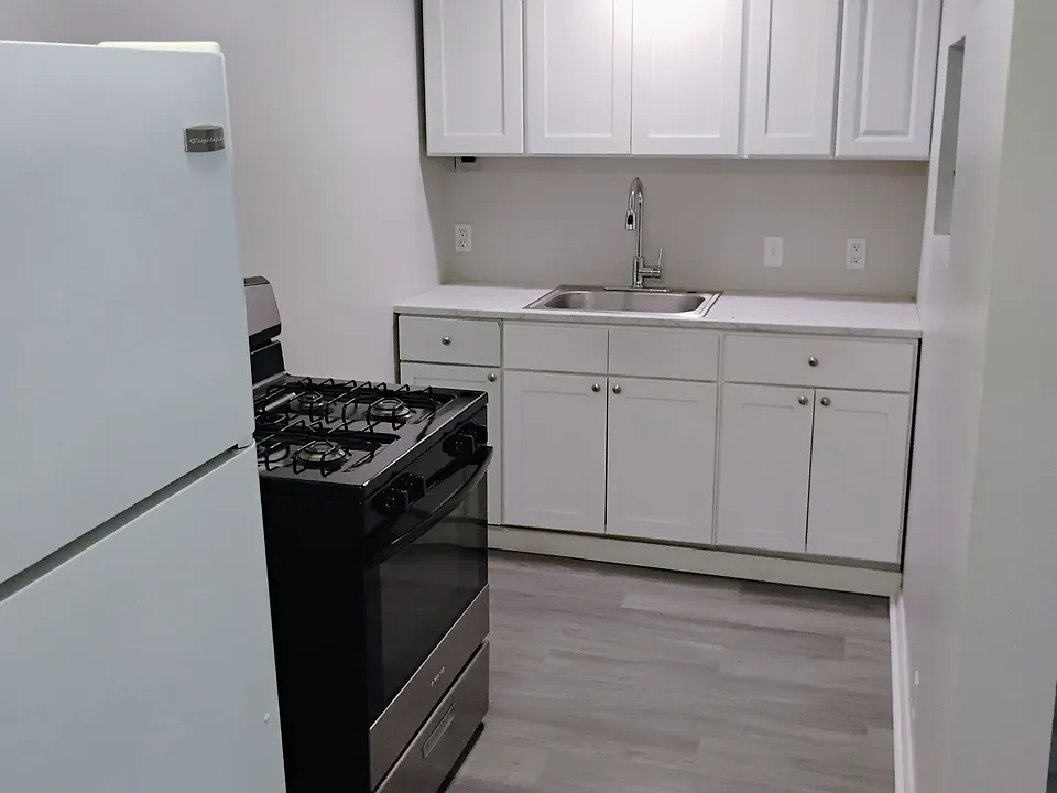 51 Mast Rd #6