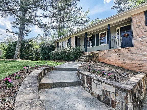 4th image of 3061 Wendlock Dr