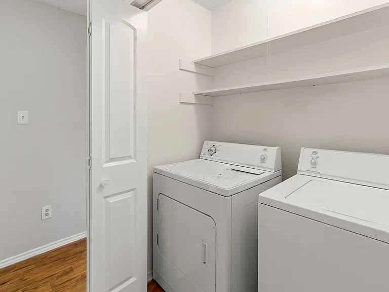 104 Mosscliff Cir #8 — Photo 10