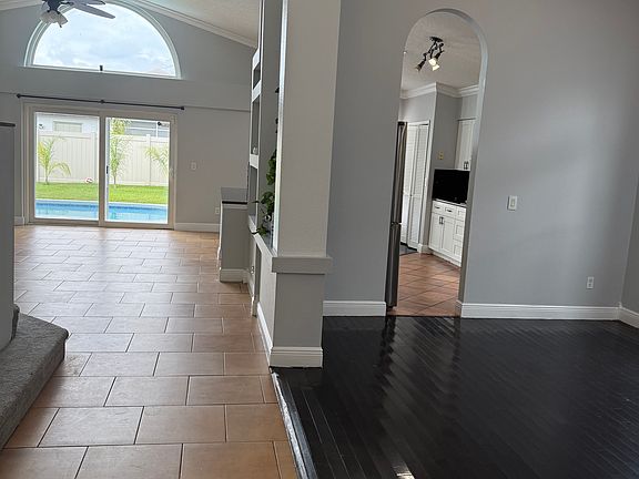 5th image of 4451 Withrowwood Ct
