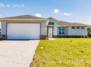 1924 NE 20th Pl, Cape Coral, FL 33909