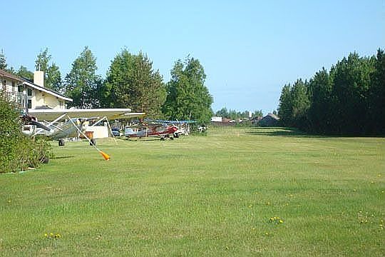 A place for your plane!