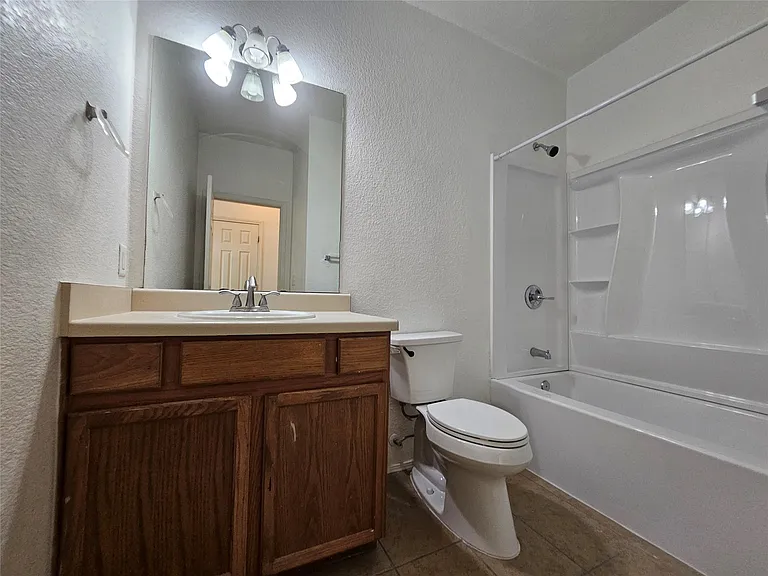 304 Windridge Village Cv — Photo 24
