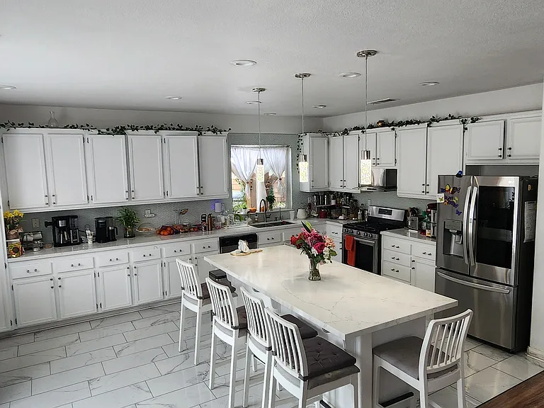 4009 Stable Dr — Photo 10