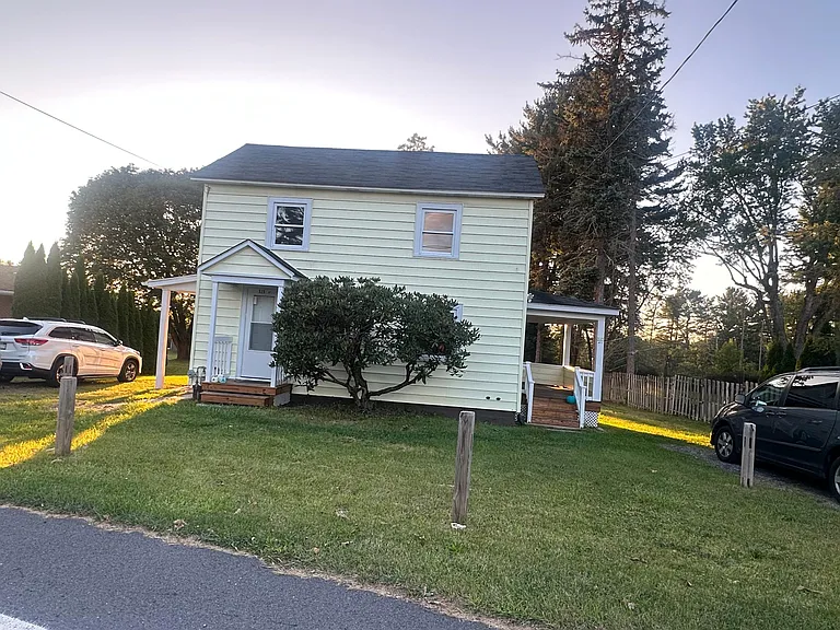 525 Cherry Ln — Photo 5