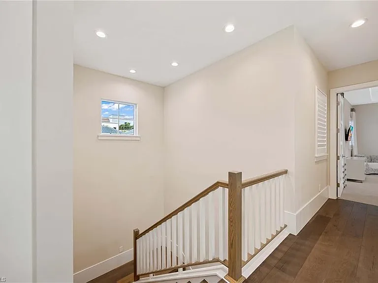 9171 Mercato Ln — Photo 23