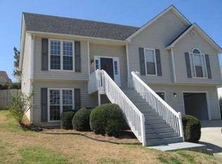 12012 Harbour Town Pkwy, Fayetteville, GA