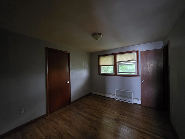127 Warner St #B — Photo 9