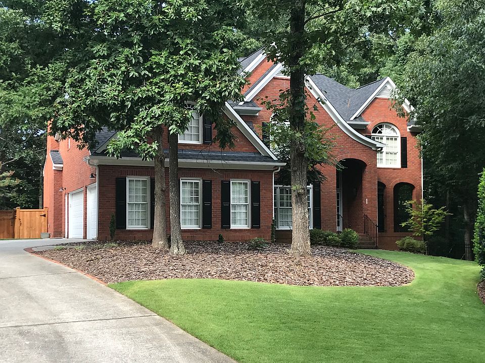 1st image of 610 Belmont Crest Dr SE