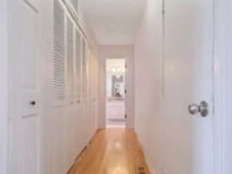 930 Oak Ridge Dr — Photo 5