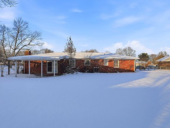 3rd image of 5991 Evelyn Ave