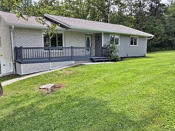 2nd image of 18 Rolling Hills Rd