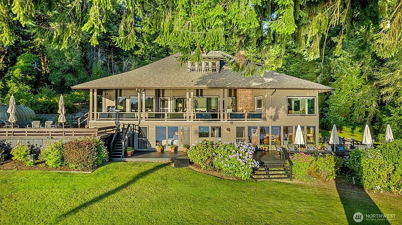 2nd image of 5222 Mahncke Road SW