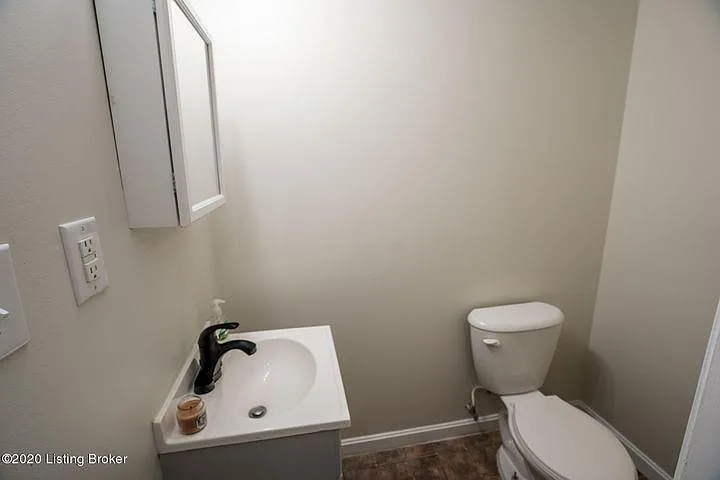 5203 Baywood Dr — Photo 12