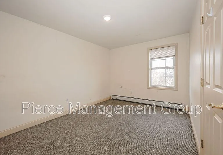 843 S Mammoth Rd #7 — Photo 7