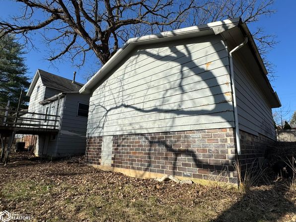 475 Bluff St, Lehigh, IA 50557