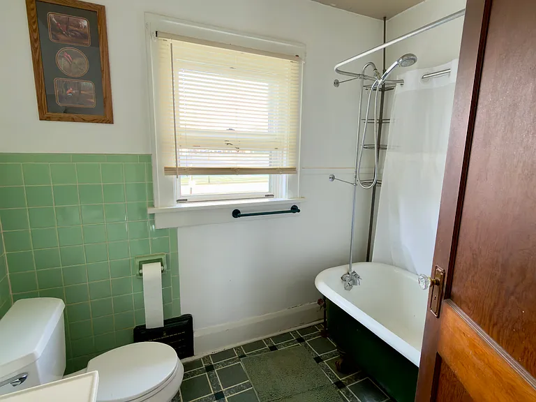 Upstairs bathroom with clawfoot tub
