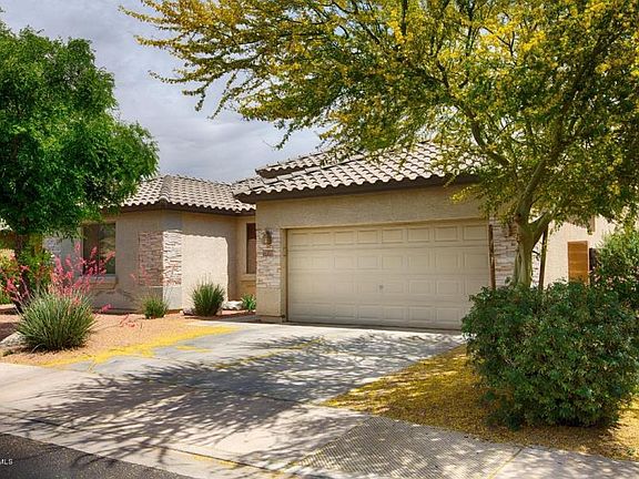 3rd image of 9 N 119th Ave
