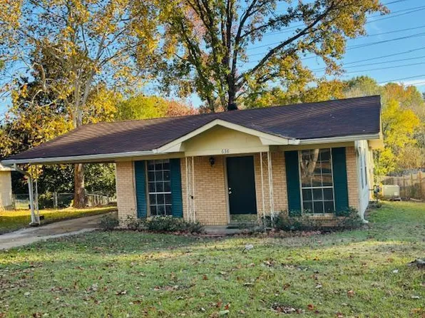 638 Highland Dr, Ridgeland, MS 39157