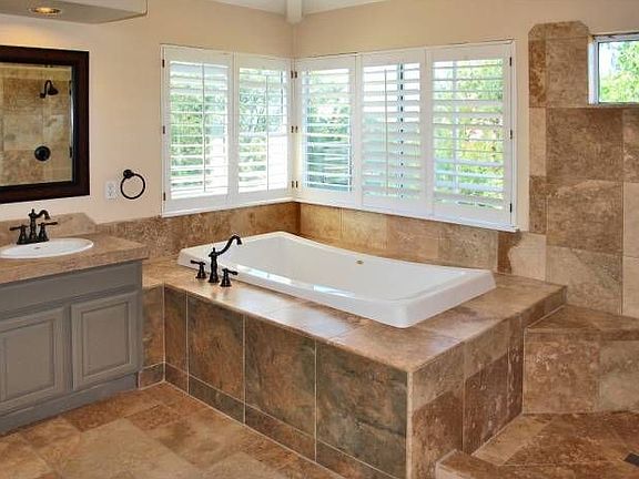 Updated Master Bathroom
