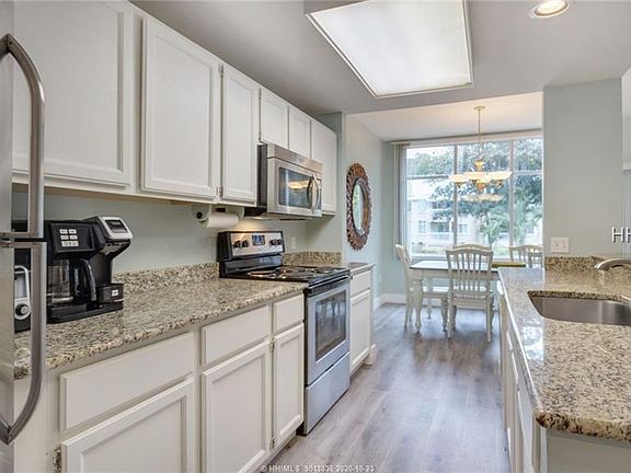4th image of 75 Ocean Ln APT 602