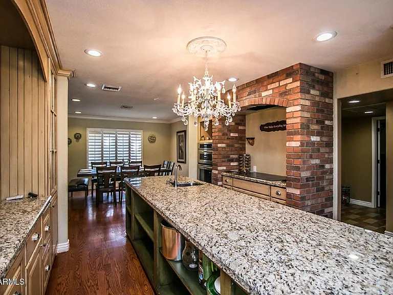 6830 E Wethersfield Rd — Photo 5