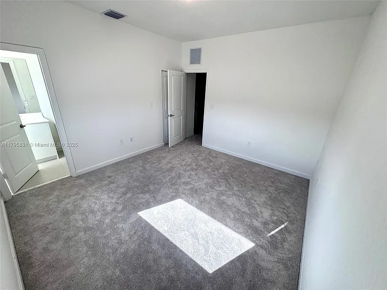 17854 SW 358th St — Photo 10