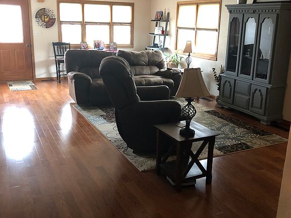 5th image of 811 S McCabe Ave