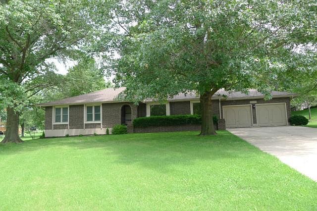 1st image of 6915 N Cosby Dr