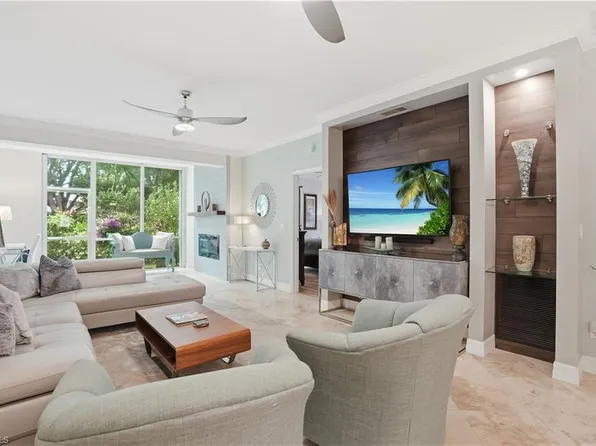 7087 Barrington CIR #102, NAPLES, FL 34108