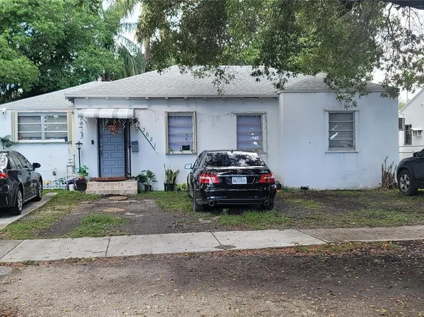 3621 SW 13th St, Miami, FL 33145