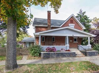 616 W 4th St, Greenfield, IN 46140