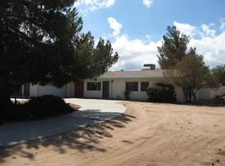 20775 Yucca Loma Rd, Apple Valley, CA 92307