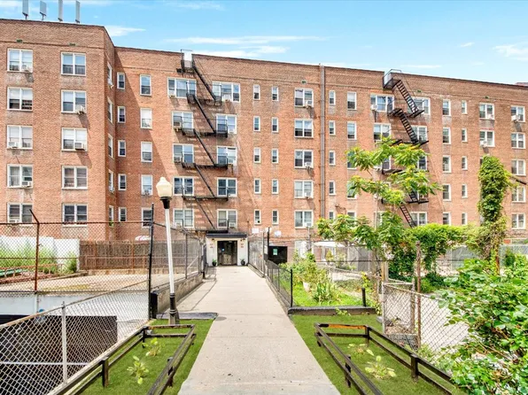 2630 Kingsbridge Terrace image 23 of 27