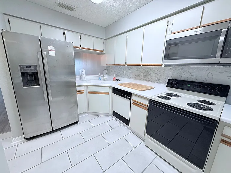 7294 Cloister Dr #29 — Photo 4