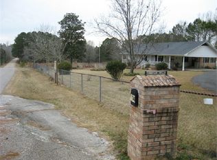 114 Little Creek Rd, Sumrall, MS 39482