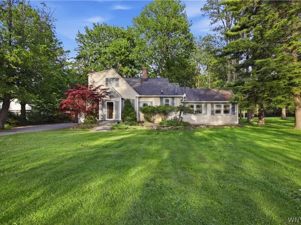 4695 Harris Hill Rd, Williamsville, NY 14221