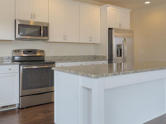 5th image of 6126 Herons Landing Dr