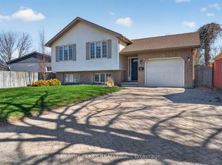 229 Southfield Dr, Strathroy Caradoc, ON N7G3V3